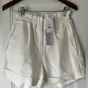 NWT Bloomingdales Wayf White Layne High Waisted Linen Blend Shorts Size S